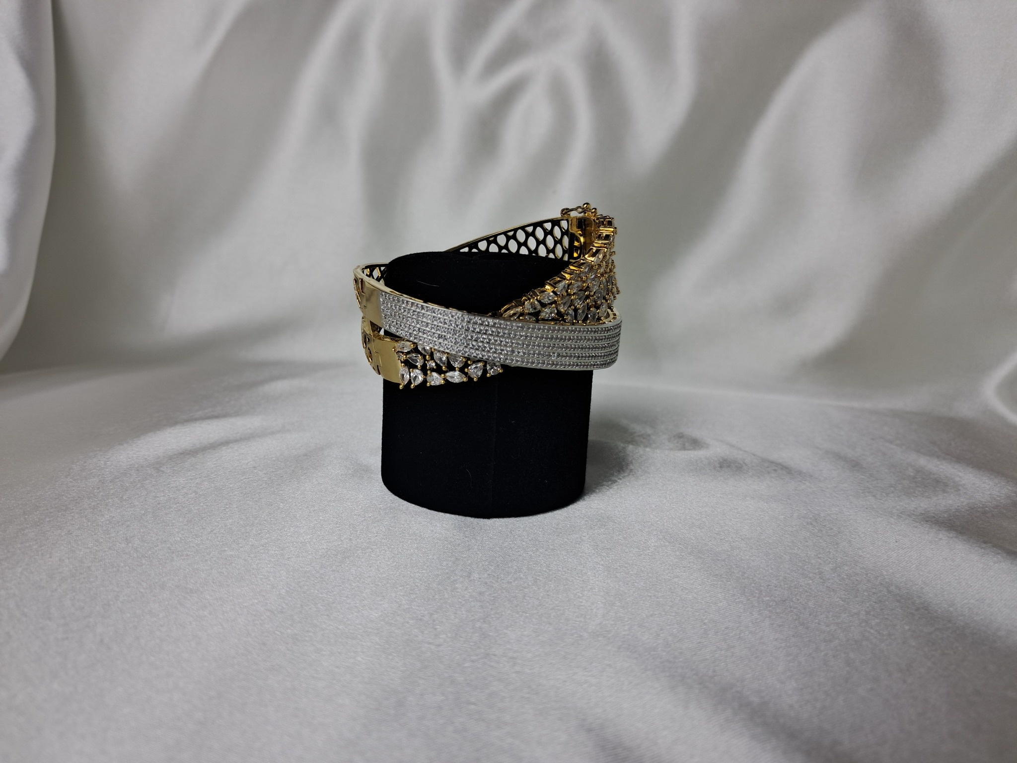 Cz American Diamond Openable Bracelet 2 Tone Rhodium Plating