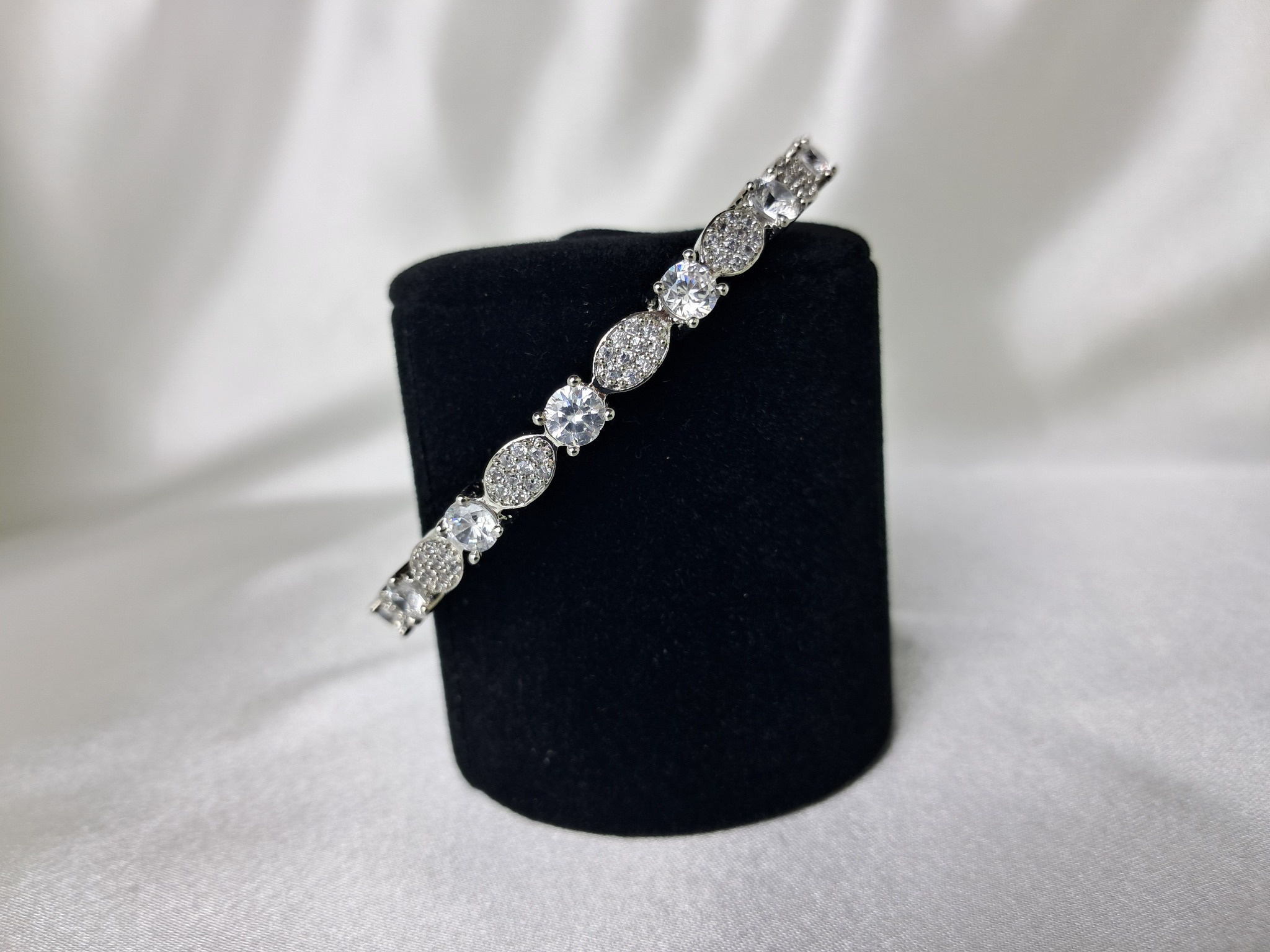 American Diamond Classic Bangles with Rhodium Plating